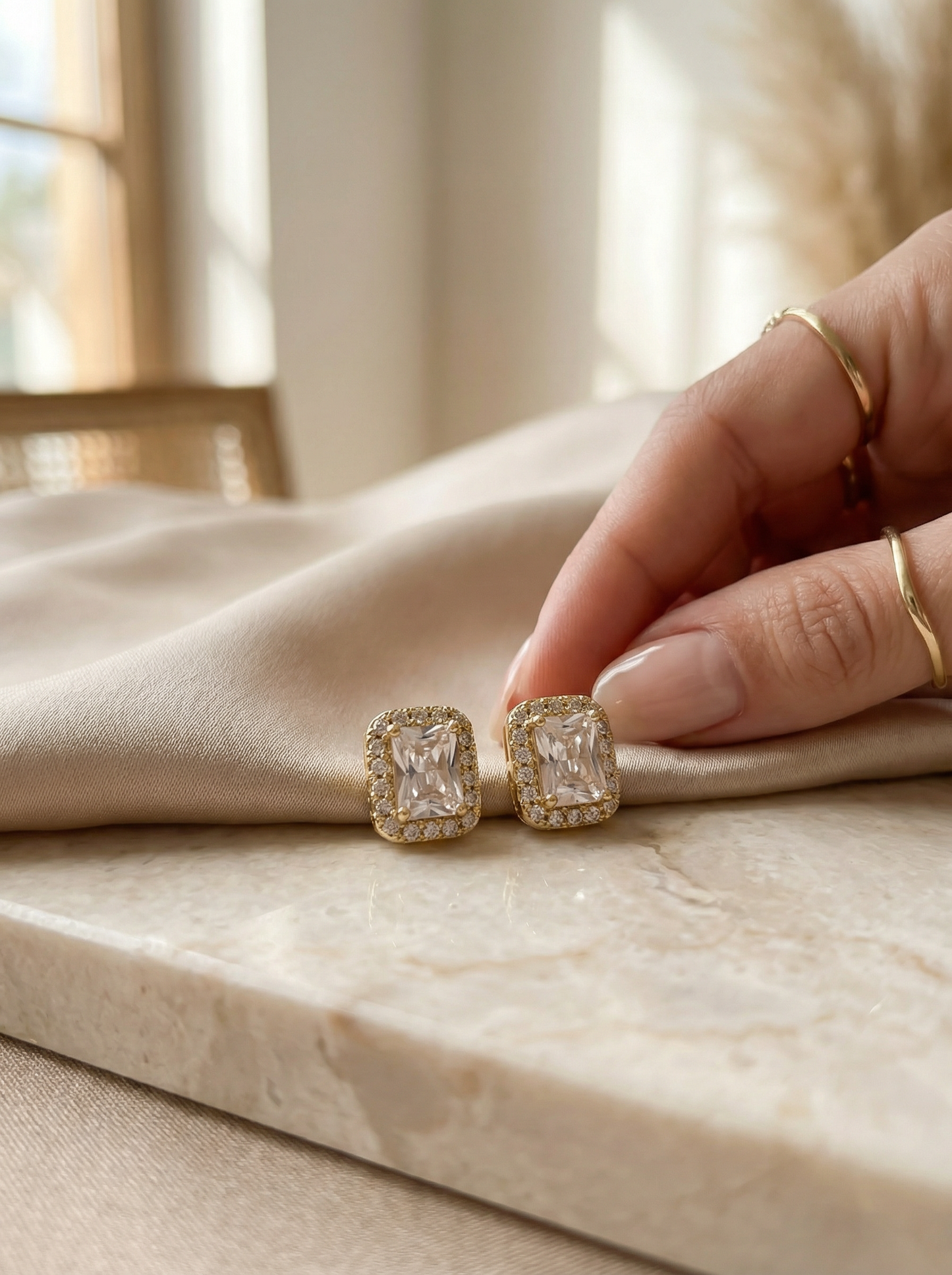 Luxe Aura Studs